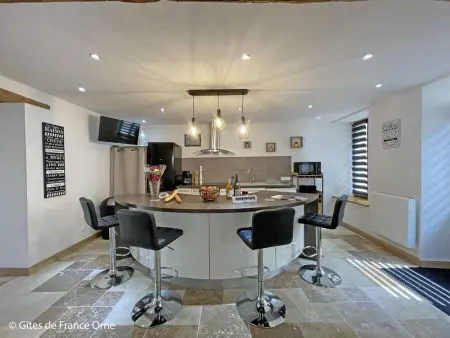 Maison ancienne - 8 pers., Gite 6 personnes à Réveillon - Photo 3
