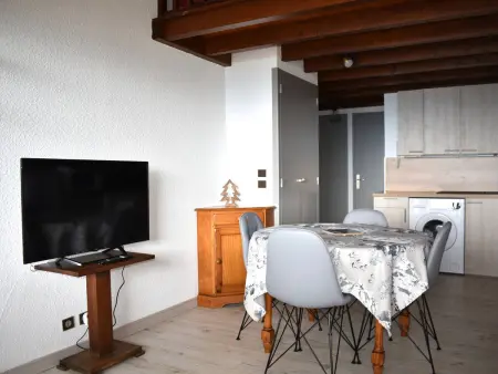 Appartement 3 Pièces avec Mezzanine, Balcon Sud, Parking et Cave - Centre Ville Proche Commodités - Photo 2