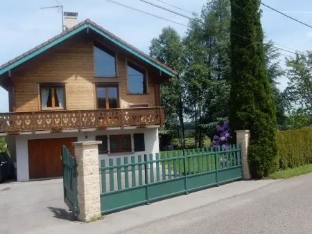 Chalet cosy avec piscine privée au Val-d'Ajol, 3 chambres - Photo 1