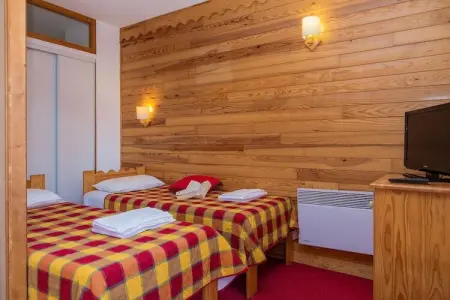 L'Ecrin des Neiges 1, Chalet en France avec Balcon et Charme Naturel - Photo 10