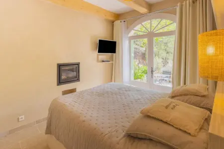 Bergerie Caseneuve, Bergerie de charme avec piscine à Cotignac - Photo 18