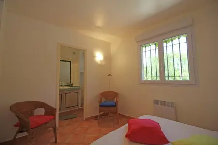 Mas du Pairois, Villa à Bagnols proche mer avec piscine - Photo 18