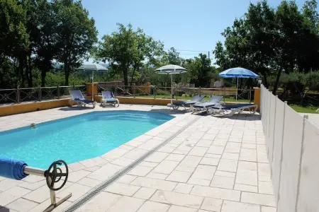 La Cheneraie, Villa spacieuse avec piscine privée en Provence - Photo 1