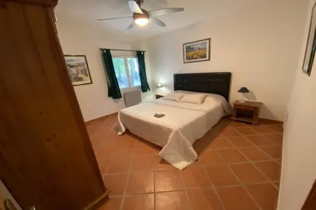La Cheneraie, Villa spacieuse avec piscine privée en Provence - Photo 8