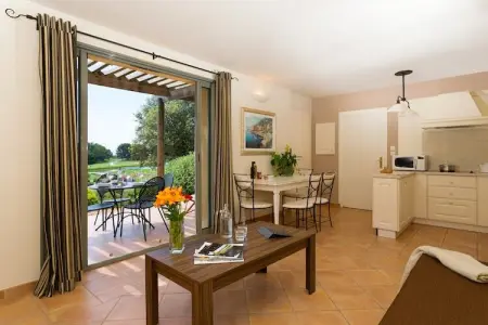 Résidence Provence Country Club 2, Séjour au calme près du Luberon - Photo 10