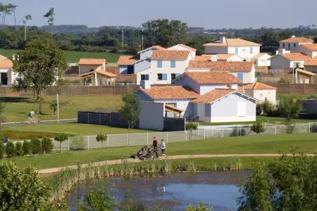 Domaine des Fontenelles 3, Maison confortable avec accès à la piscine - Photo 6