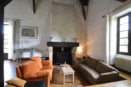 La Fermette, Villa en bord de rivière à Liglet avec piscine - Photo 10