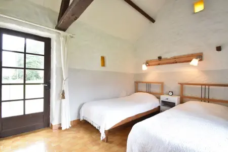 La Fermette, Villa en bord de rivière à Liglet avec piscine - Photo 18