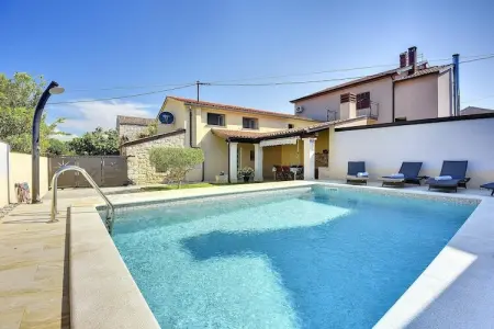 Viletta Valtura, Villa à Pula avec piscine privée - Photo 13