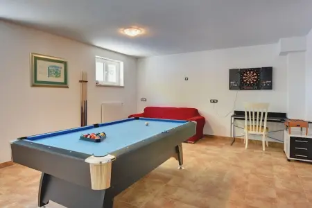 Villa Entini, Villa à Pula près de Plage avec Piscine - Photo 42