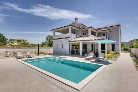 Villa Dream, Villa à Premantura avec piscine près plage - Photo 1