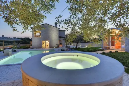 Villa Paradiso, Villa à Rovinj avec Piscine et Sauna - Photo 4