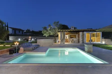 Villa Paradiso, Villa à Rovinj avec Piscine et Sauna - Photo 6