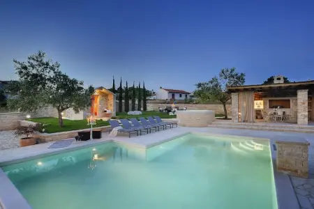Villa Paradiso, Villa à Rovinj avec Piscine et Sauna - Photo 7