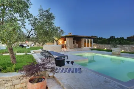 Villa Paradiso, Villa à Rovinj avec Piscine et Sauna - Photo 8