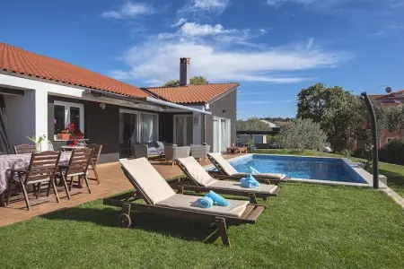 Villa Rubini, Villa à Rovinj avec piscine et jacuzzi - Photo 5