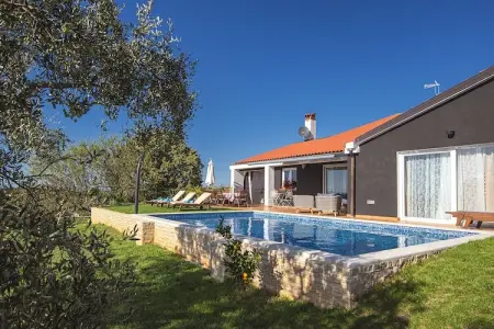 Villa Rubini, Villa à Rovinj avec piscine et jacuzzi - Photo 6