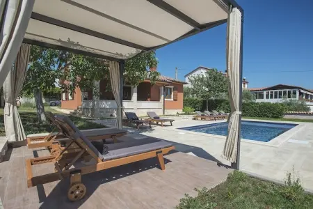 Villa Maria Betiga, Villa à Peroj avec Piscine & Proche Plage - Photo 4