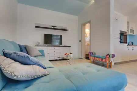 Villa Sunny Home, Maison à Galižana avec piscine et plage - Photo 9