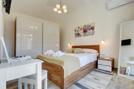 Villa Sunny Home, Maison à Galižana avec piscine et plage - Photo 17