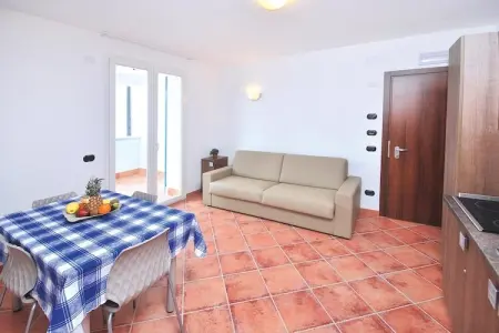 Ferienresort Ai Pozzi Village Resort Loano - M3 / A3 Studio ca 23 qm, Village de vacances Ai Pozzi Village Resort, Loano - Photo 4