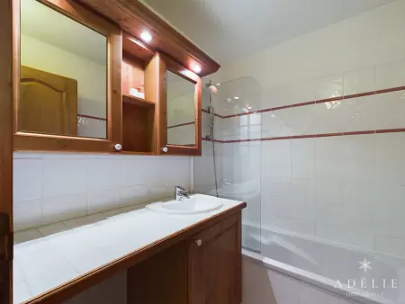Charmant appartement 3* de 2 chambres avec balcon en plein centre, proche pistes et commerces - Photo 10