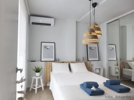 Appartement moderne avec terrasse, baignoire et TV proche de la Méditerranée - Photo 9