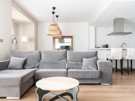 Maison moderne rénovée avec terrasses, wifi, proche plage et centre-ville de Puerto de Sagunto - Photo 2