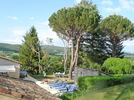 Liodrey, Maison familiale élégante avec piano et piscine - Photo 5