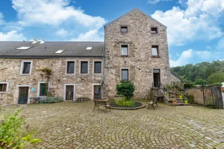 Magnifique habitation pour 5 adultes avec piscine intérieure, Loft au bord de la rivière à Esneux - Photo 1