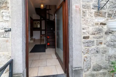 Magnifique habitation pour 5 adultes avec piscine intérieure, Loft au bord de la rivière à Esneux - Photo 12