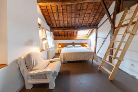 Magnifique habitation pour 5 adultes avec piscine intérieure, Loft au bord de la rivière à Esneux - Photo 20