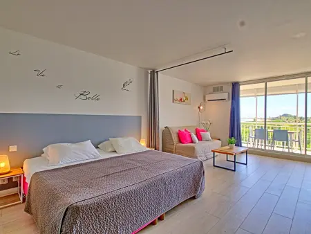 Studio Spacieux à Saint-Martin avec Terrasse et Cuisine Équipée - Photo 1