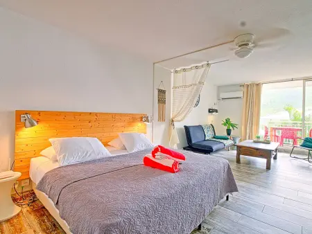 Studio Confortable avec Piscine et Wi-Fi Proche Plage - Photo 1