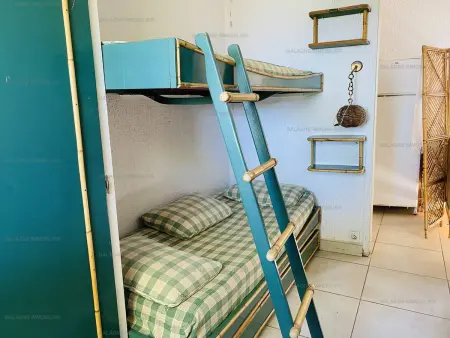 Appartement 2P5C à Lumio avec Clim, Parking et Terrasse à 100m de la Plage - Photo 10