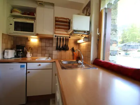 Appartement cosy 4 pers avec balcon et WIFI au pied des pistes - Photo 2