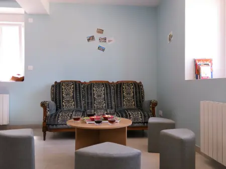 Maison rénovée avec jardin, 3 chambres, à 10 min de Chartres, idéale pour familles et escapades romantiques - Photo 4