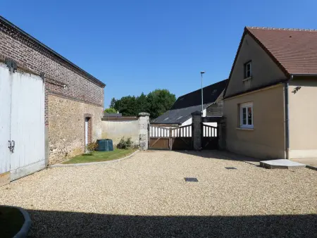 Maison rénovée avec jardin, 3 chambres, à 10 min de Chartres, idéale pour familles et escapades romantiques - Photo 29