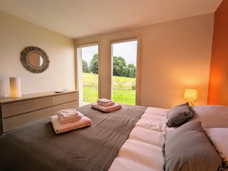 Gîte rénové avec terrasse, randonnées et activités culturelles en Haute-Loire - Photo 4