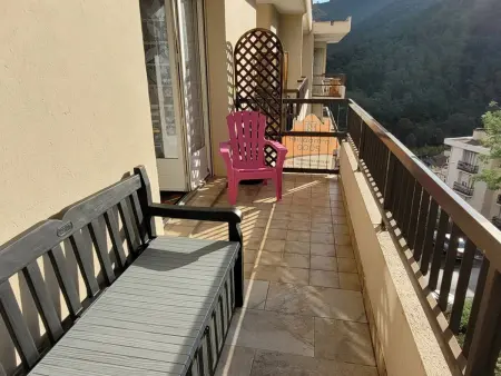 Studio ensoleillé avec balcon et parking - WiFi inclus - Centre-ville Amélie-les-Bains - Photo 12