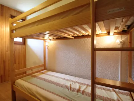 Appartement cosy 4 pers avec WIFI et parking à Lanslevillard - Photo 3