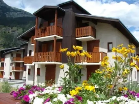 Appartement cosy 4 pers avec WIFI et parking à Lanslevillard - Photo 10