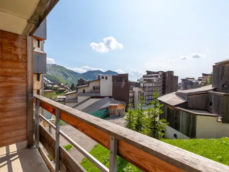 Charmant 2 pièces rénové, internet fibre, balcon, casier à ski, quartier paisible - Photo 11