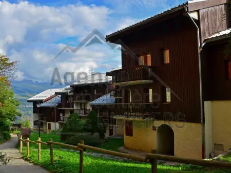 Charmant studio à Montchavin proche pistes, balcon, parking, équipé pour 4 pers. - Photo 8