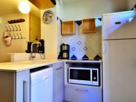Charmant 2 pièces pour 5 pers. à 1 min. des pistes, balcon exposé Sud/Ouest, Wi-Fi et parking gratuit - Photo 1