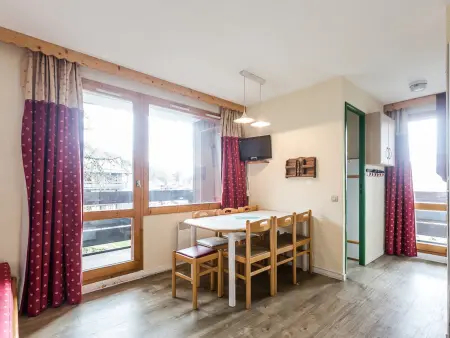 Appart 6 pers avec balcon, casiers à skis, proche pistes et commerces - Photo 2