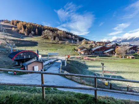 Charmant Studio Montchavin - Terrasse, Proche Pistes et Commerces, Parking Gratuit - Photo 5