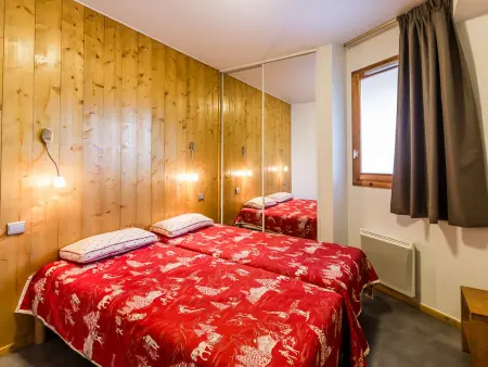 Appartement récent 4 pièces, 2 terrasses, parking couvert, pied des pistes - Photo 3