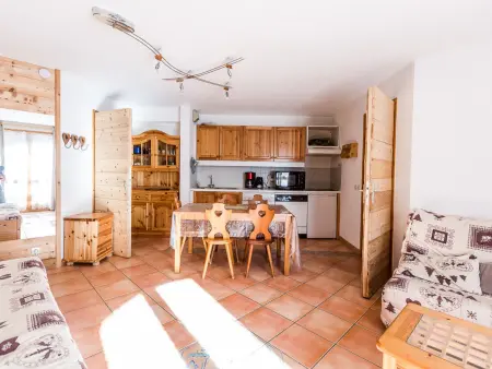 Appartement Charmant pour 5 Pers. à Montchavin, 2 Balcons, Proche Pistes, Parking Gratuit - Photo 1