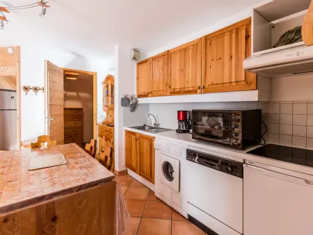 Appartement Charmant pour 5 Pers. à Montchavin, 2 Balcons, Proche Pistes, Parking Gratuit - Photo 2